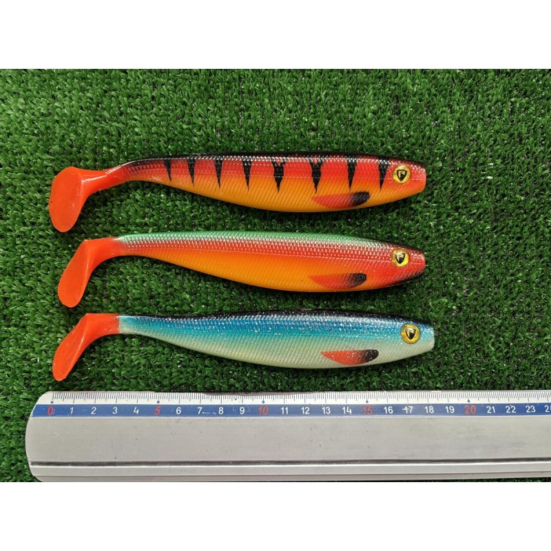 leurres souples carnassiers 18 cm 33 grs lot de 3 pièces
