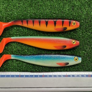 leurres souples carnassiers 18 cm 33 grs lot de 3 pièces