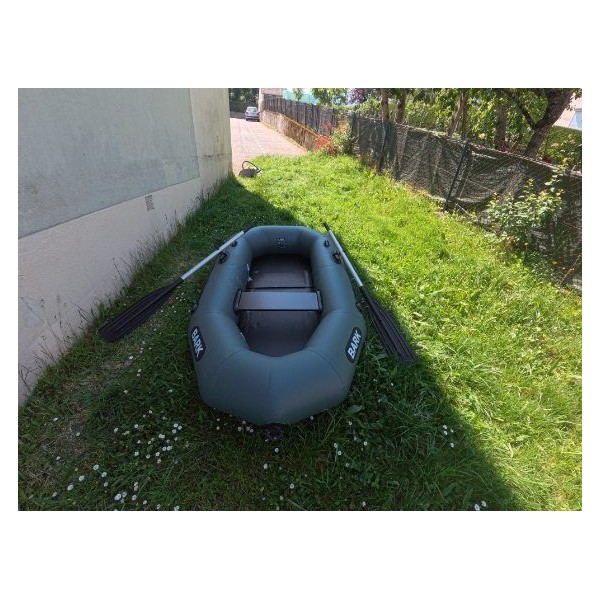 Bateau pneumatique BARK B-220 C