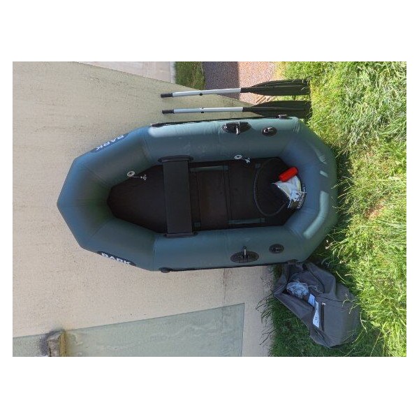 Bateau pneumatique BARK B-220 C
