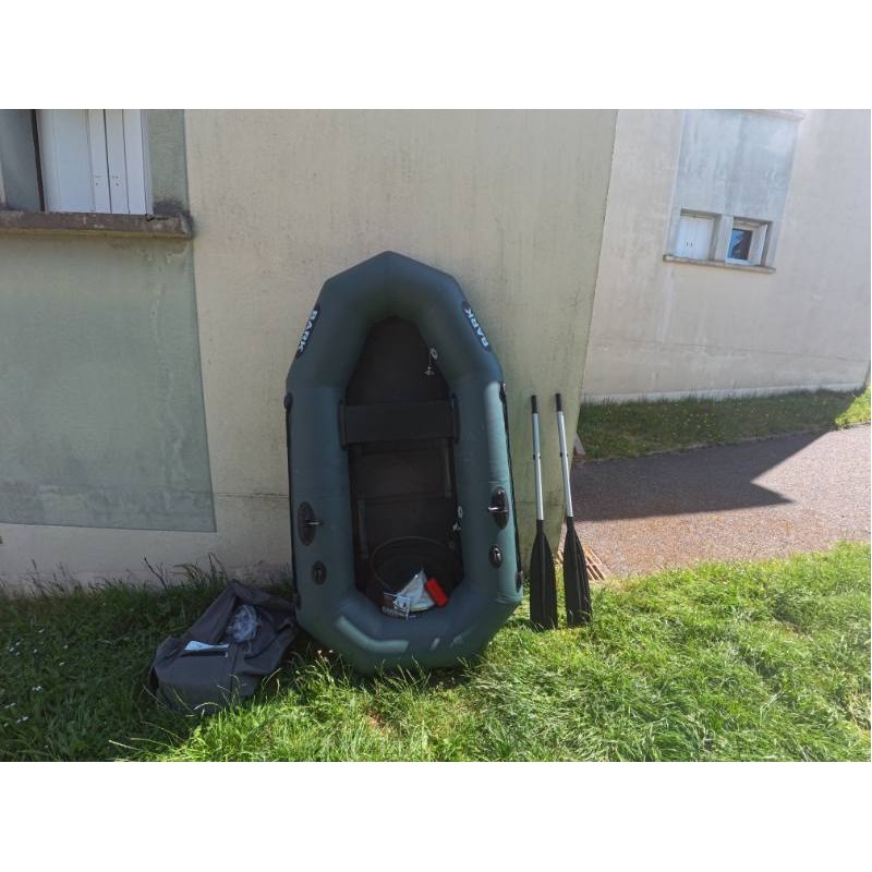 Bateau pneumatique BARK B-220 C