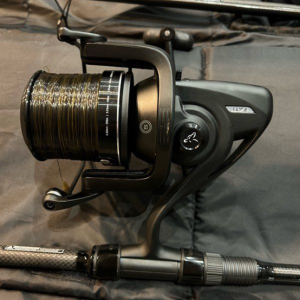 Lot de 3 moulinets Fox FX11 – Très bon état – Prêts à pêcher