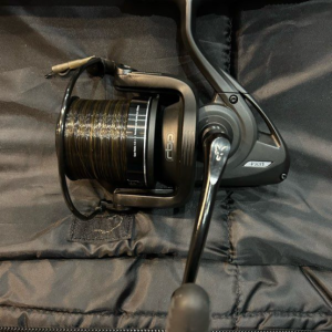 Lot de 3 moulinets Fox FX11 – Très bon état – Prêts à pêcher