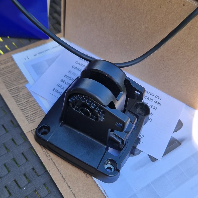 LOWRANCE HOOK 2 4X Bullet / Echosondeur complet pour barque ou float-tube