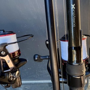 3 Cannes SONIK dominator x 13 pieds 3,5lbs en très bon état avec ses moulinets SONIK avec surf 10000