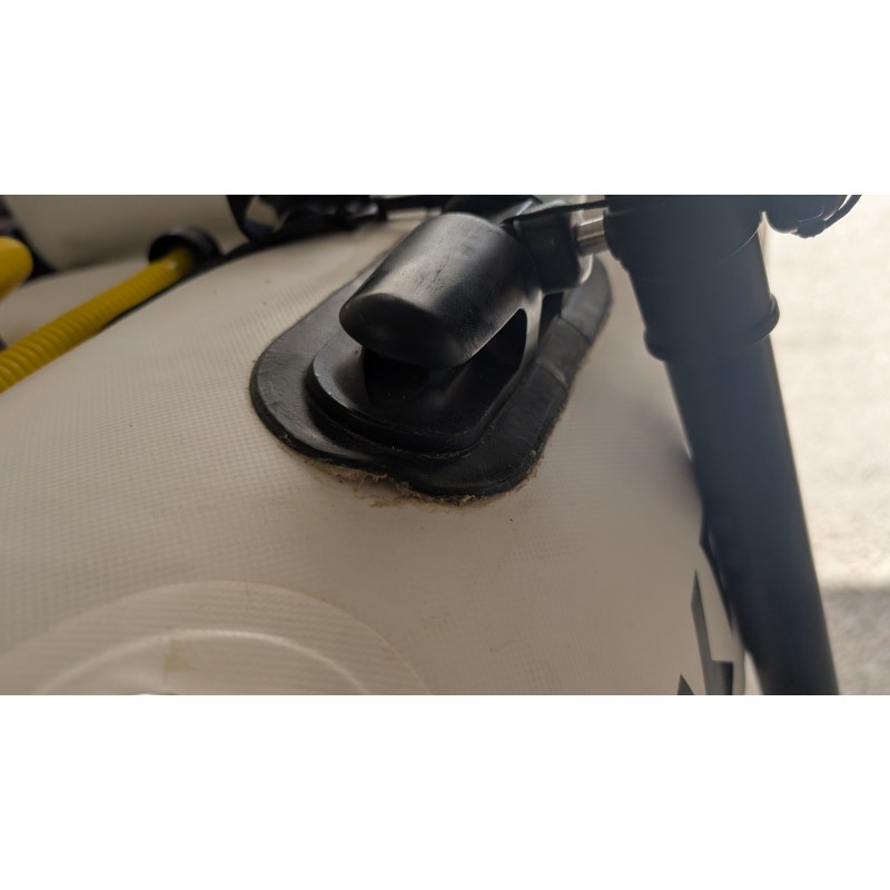 Float tube lunker
