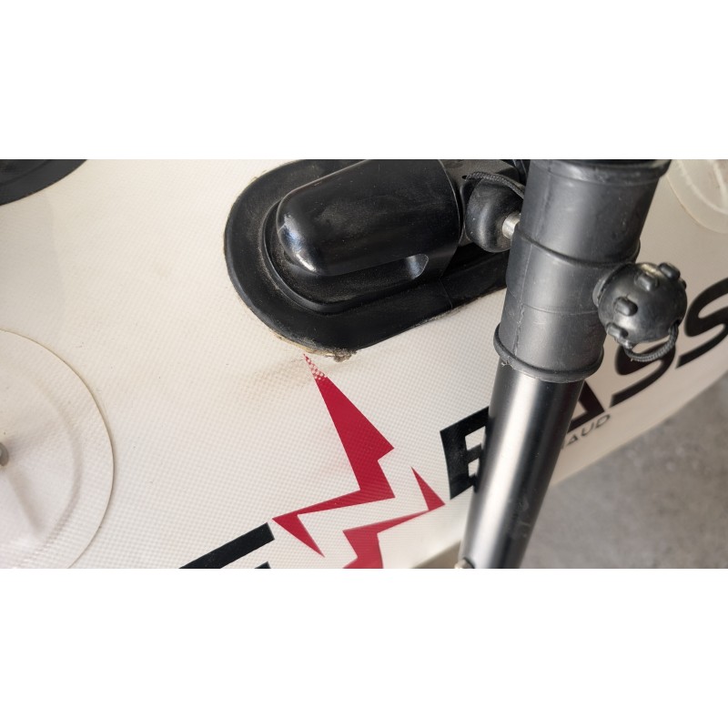 Float tube lunker