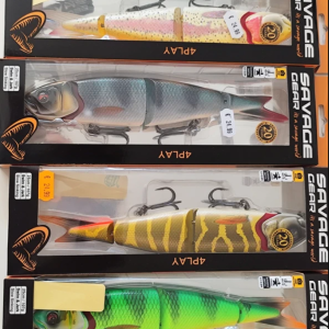 **lot de 4 leurres 4DPLAY 19 cm Savage Gear swim & jerk pour la pêche du brochet/silure**