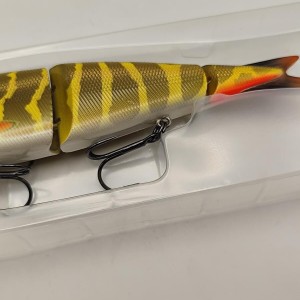 **lot de 4 leurres 4DPLAY 19 cm Savage Gear swim & jerk pour la pêche du brochet/silure**