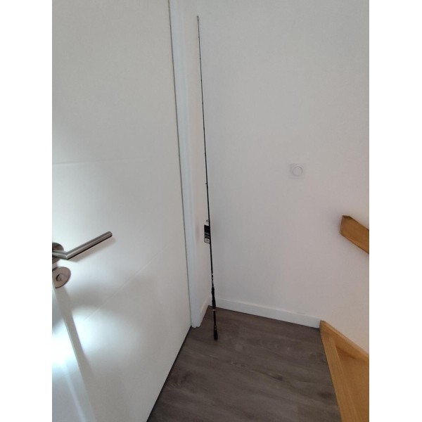Canne neuve spinning Ghost élite 6'8" ML volkien mono brin