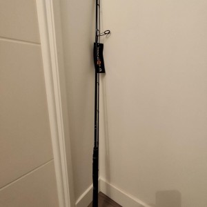 Canne neuve spinning Ghost Bassa 70M volkien soul 213 cm 5-21 gr 2 brins