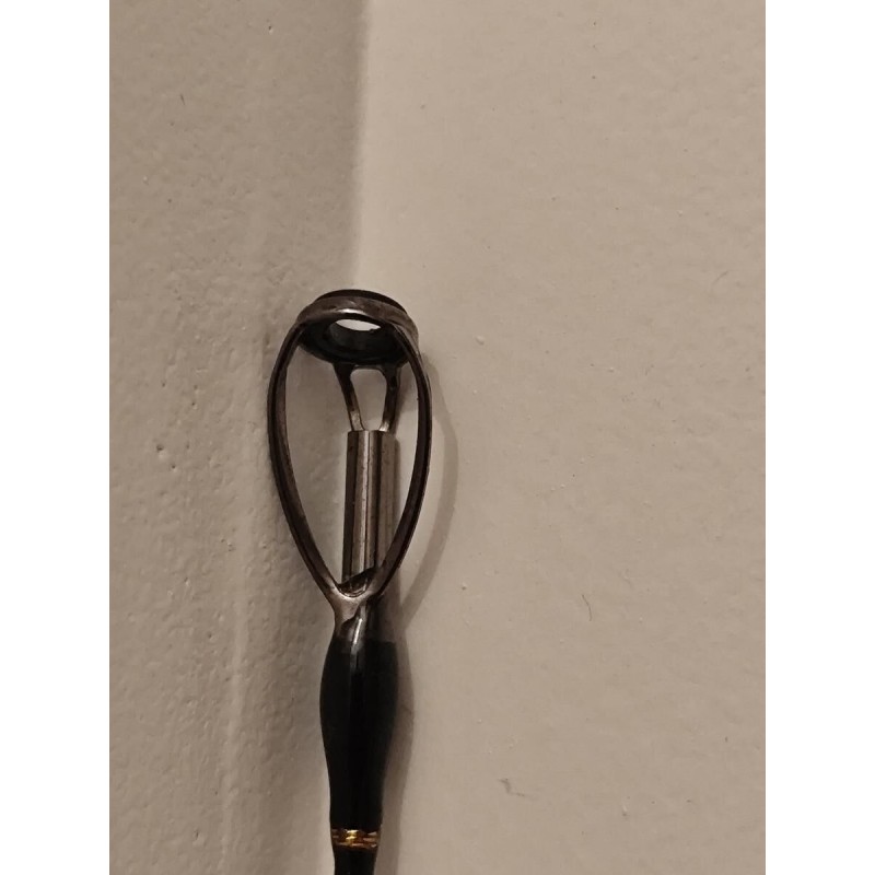 Canne neuve spinning Ghost Bassa 70M volkien soul 213 cm 5-21 gr 2 brins