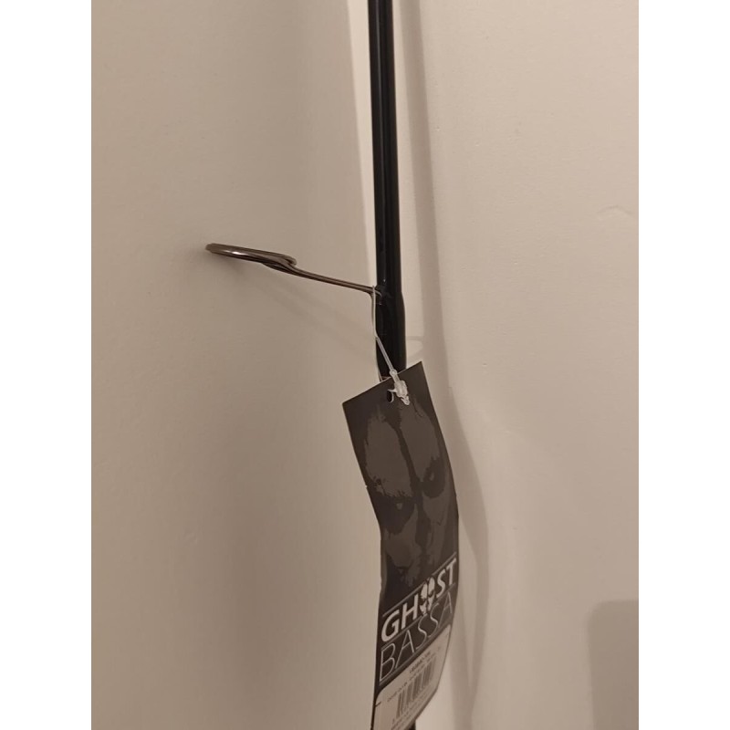 Canne neuve spinning Ghost Bassa 70M volkien soul 213 cm 5-21 gr 2 brins