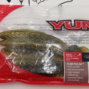 YUM - Leurres souples Pulse 4,5"