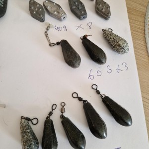 LOT DIVERS - Materiel de pêche (plombs, leurres, cuillers, etc.)
