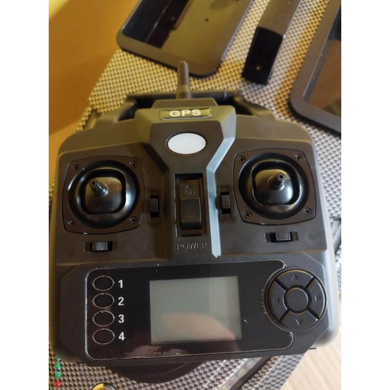 FLYTEC - Bateau amorceur GPS neuf v900