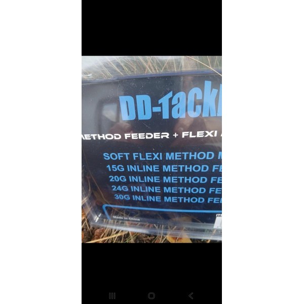 DD-TACKLE - Lot feeder + moule pour carpe (neuf sous blister)