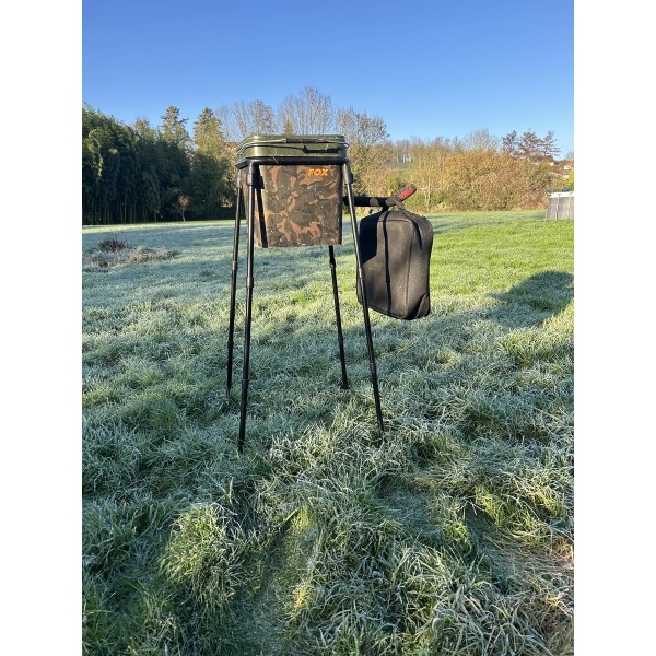 FOX - Support de seau spomb avec son sac de transport vendu avec 4 seau