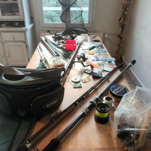 LOT - Moulinets Hameçons Cannes Plombs à gogo