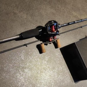 ABU GARCIA - Ensemble casting moulinet REVO MGXtreme + canne FSi Freestyle 2,15 m en 2-12g