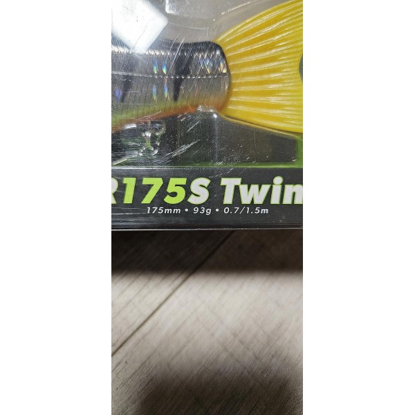 GUNKI - SCUNNER 175S Twin