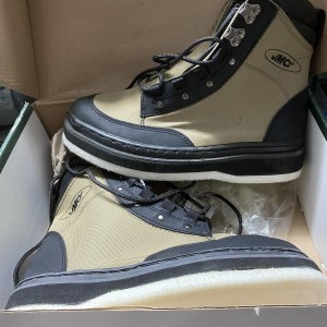 JMC - Chaussures de Wading neuves (41)