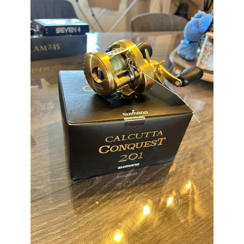 Shimano Calcutta Conquest 201