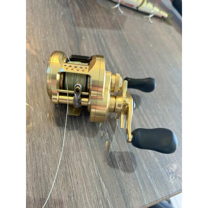 Shimano Calcutta Conquest 201
