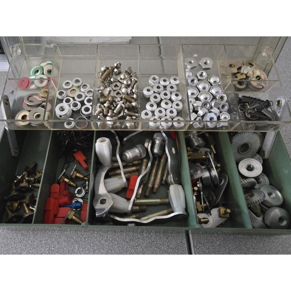 Boîte pieces réparations moulinet peerless