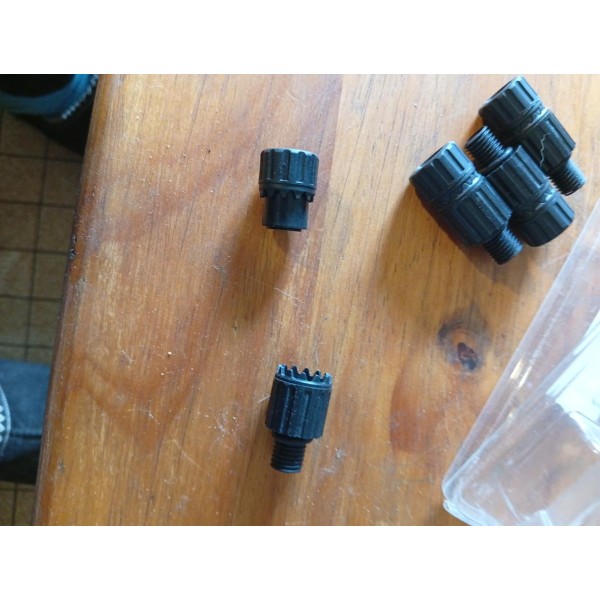 Support aimanté pour détecteur