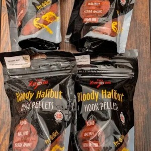 Lot de 4 paquets de pellets Bloody Halibut Hook Pré percés Ø 20mm