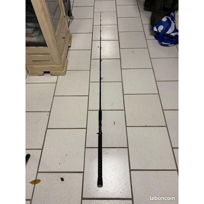 Canne casting bigbait SMITH MAGNUM MUSKY NEX MHN-75SH/2 NEUVE