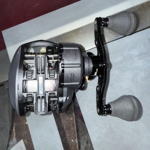 Moulinet casting ABU GARCIA Revo Toro Beast LP 61 HS