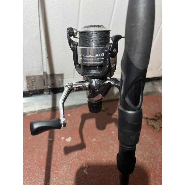 CAPERLAN - Ensemble Canne spinning Wixom 5 10-30 g 2,40 m + moulinet Axion 3000 rd