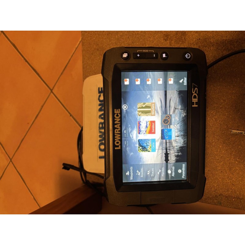 Sondeur GPS traceur lowrance hds 7 touch