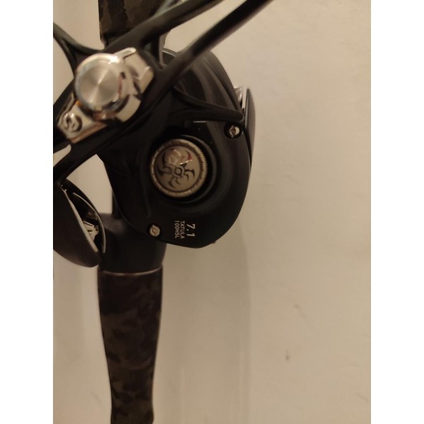 Canne casting Fox rage street fighter et moulinet Daiwa Tatula