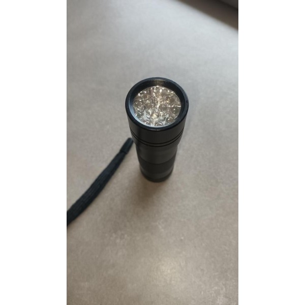Lampe torche uv 12led