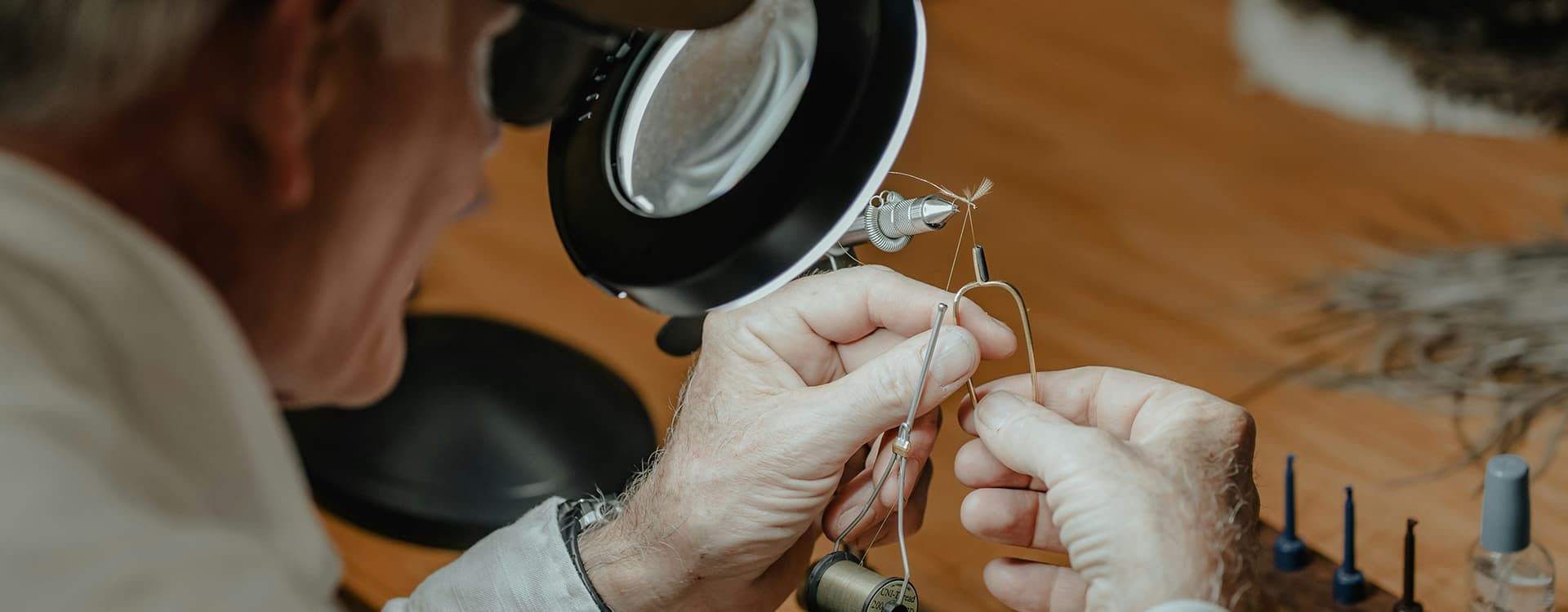 Kit montage mouche : le guide complet pour bien débuter sans se prendre la tête