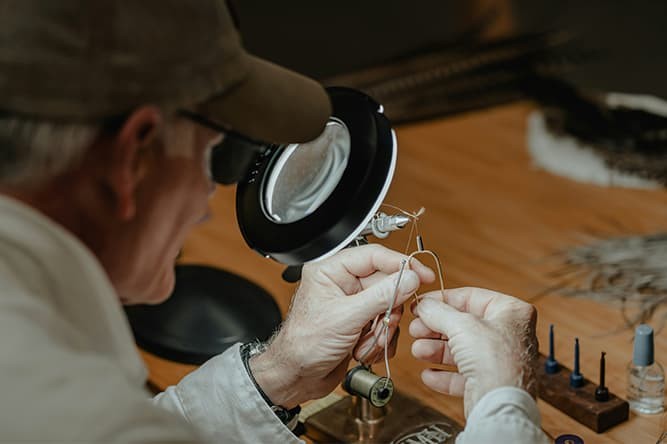 Kit montage mouche : le guide complet pour bien débuter sans se prendre la tête
